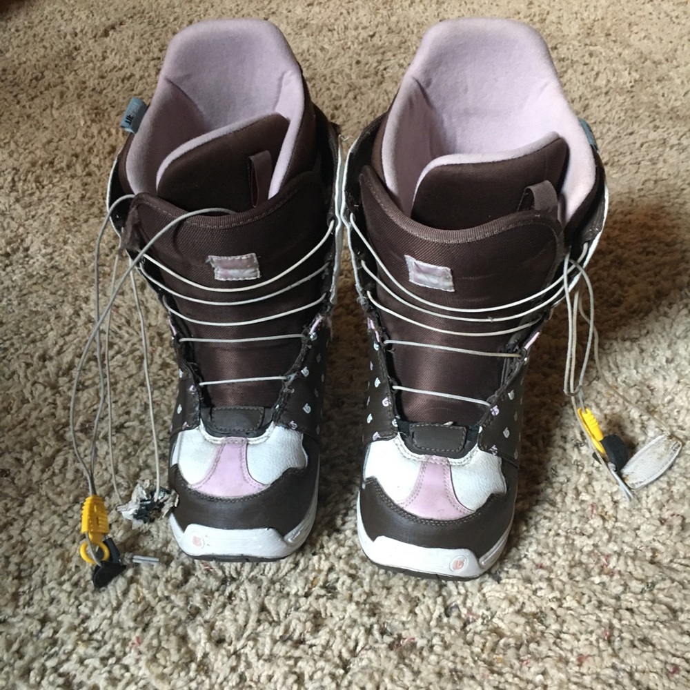 Burton snowboard boots women 8.5